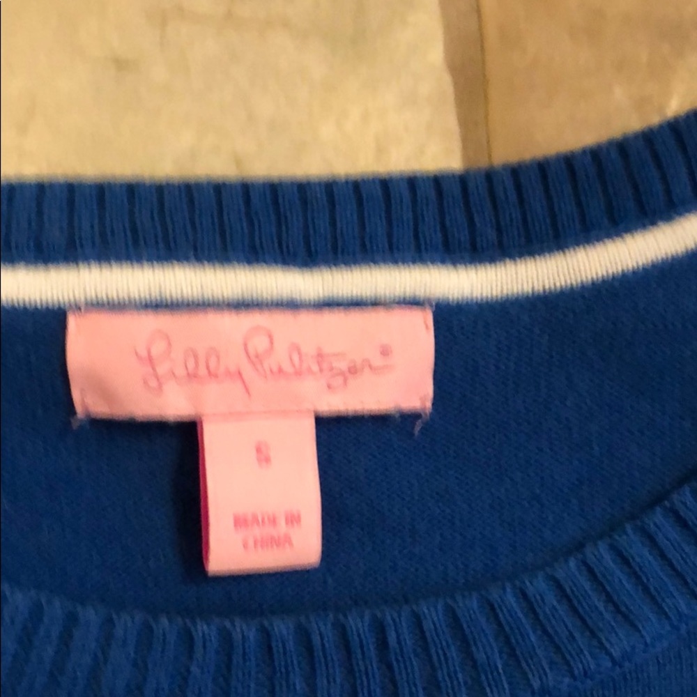 ❌SOLD❌Lilly Pulitzer sweater - Picture 3 of 5